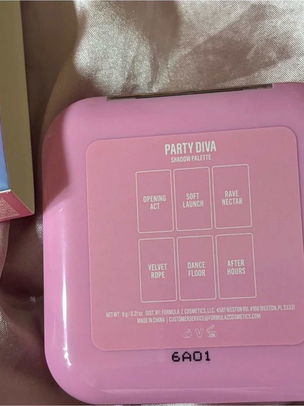 💝NIB FORMULA Z Party Diva Eyeshadow Palette💝